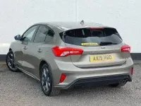 Used Ford Focus ST-Line 125 HP (91 kW) 2019 Silver Hatchback