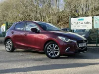 Gebraucht Mazda 2 Inclusive 90 PS (66 kW) 2018 Rot Kleinwagen