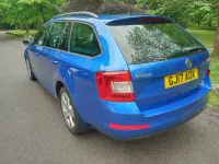 Usado Skoda Octavia Sport 110 CV (80 kW) 2017 Azul Familiar