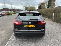 Used Nissan Qashqai Acenta 110 HP (80 kW) 2016 Black SUV