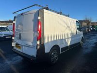 Used Vauxhall Vivaro 115 HP (84 kW) 2011 White MPV