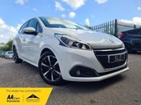Used Peugeot 208 S 100 HP (73 kW) 2019 White Hatchback