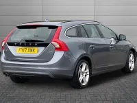 Usado Volvo V60 SE 120 CV (88 kW) 2017 Gris Familiar