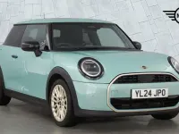 Used Mini Cooper Hatch 154 HP (113 kW) 2024 Green Hatchback