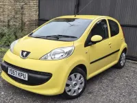 Used Peugeot 107 68 HP (50 kW) 2007 Yellow Hatchback