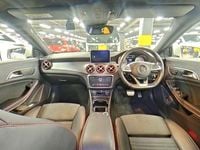 Used Mercedes CLA250 Shooting Brake AMG 218 HP (160 kW) 2016 White Estate