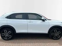 Używany Honda HR-V Elegance 131 KM (96 kW) 2025 Biały SUV