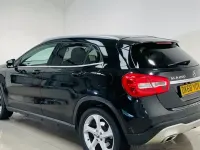 Begagnad Mercedes GLA200 156 HK (114 kW) 2018 Svart SUV