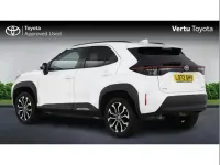 Used Toyota Yaris Cross Design 113 HP (83 kW) 2022 White SUV