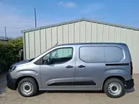 New Citroën Berlingo 100 HP (73 kW) 2026 Grey MPV