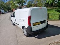 Usado Fiat Doblò 2017 Branco Monovolume