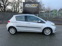 Used Toyota Yaris 90 HP (66 kW) 2013 Silver Hatchback