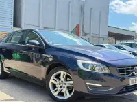 Used Volvo V60 SE Lux 150 HP (110 kW) 2015 Blue Estate