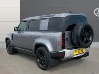Second-hand Land Rover Defender HSE 300 CP (220 kW) 2024 SUV