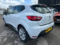 Gebraucht Renault Clio IV Dynamique 90 PS (66 kW) 2017 Weiß Kleinwagen