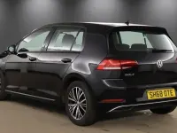 Used VW Golf VII SE 130 HP (95 kW) 2018 Black Hatchback