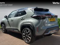 Used Toyota Yaris Hybrid Edition 131 HP (96 kW) 2024 Green Estate
