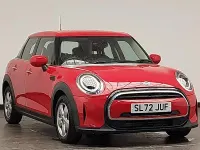 Usado Mini Cooper Classic 136 HP (100 kW) 2022 Vermelho Citadino