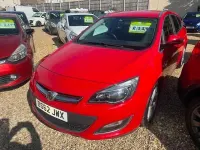 Usado Vauxhall Astra SRi 2013 Rojo Familiar