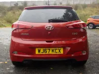 Używany Hyundai i20 Premium SE 84 KM (61 kW) 2017 Czerwony Hatchback