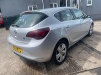 Used Vauxhall Astra SRi 130 HP (95 kW) 2013 Silver Hatchback