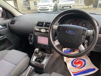 used Ford Mondeo 1.8 GHIA SCI 5d 130 BHP