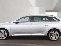 Used Skoda Superb SE L Executive 190 HP (139 kW) 2016 Silver Estate