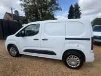 Used Vauxhall Combo Sportive 100 HP (73 kW) 2020 White MPV