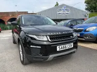 Używany Land Rover Range Rover evoque SE 180 KM (132 kW) 2016 Czarny Kombi