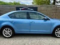 Usado Skoda Octavia SE L 150 CV (110 kW) 2015 Azul Familiar