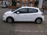 Used Peugeot 208 Access 82 HP (60 kW) 2014 White Hatchback