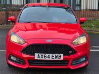 Used Ford Focus ST 185 HP (136 kW) 2015 Red Hatchback