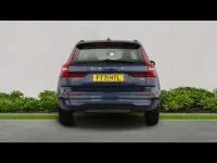 Usado Volvo XC60 Momentum 2022 Azul SUV