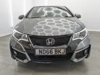 Używany Honda Civic Sport 100 KM (73 kW) 2016 Srebrny Hatchback