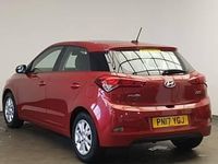 Used Hyundai i20 SE 100 HP (73 kW) 2017 Red Hatchback