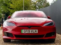 Used Tesla Model S 443 kW (603 HP) 2019 Red Hatchback