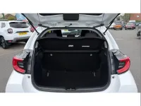Used Toyota Yaris Design 113 HP (83 kW) 2021 White Hatchback