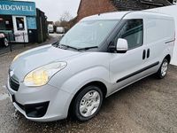Used Vauxhall Combo Sportive 95 HP (69 kW) 2017 Silver MPV