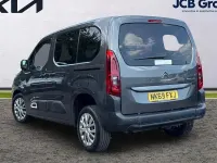 Używany Citroën Berlingo Feel 131 KM (96 kW) 2023 Minivan