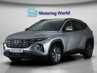 Używany Hyundai Tucson SE 180 KM (132 kW) 2023 Srebrny SUV
