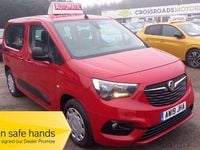 Used Vauxhall Combo Design Edition 130 HP (95 kW) 2019 Red MPV