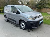 Used Citroën Berlingo 100 HP (73 kW) 2023 Grey MPV