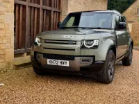 Usado Land Rover Defender SE Dynamic 2022 Verde SUV