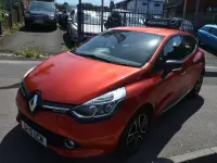 Used Renault Clio Dynamique 75 HP (55 kW) 2015 Red Hatchback