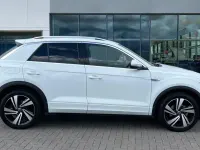 Used VW T-Roc R-line 150 HP (110 kW) 2024 Pure white SUV