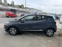 Used Renault Captur Play 90 HP (66 kW) 2018 Blue/black SUV