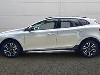 Used Volvo V40 Plus 152 HP (111 kW) 2019 Hatchback