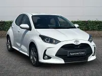 Used Toyota Yaris 116 HP (85 kW) 2024 White Hatchback