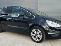 Używany Ford S-MAX Titanium 2015 Czarny Minivan