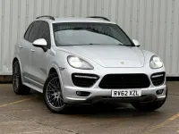 Used Porsche Cayenne GTS 414 HP (304 kW) 2012 Silver SUV